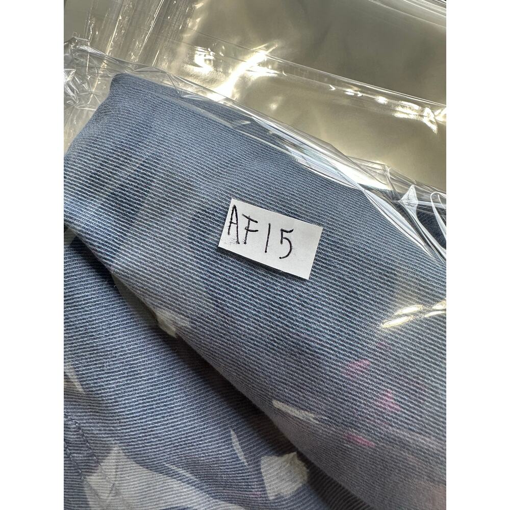 Spanx 6” Twill Shorts Blue Sz L Pull On Stretchy Casual Women Nice! - Picture 6 of 6